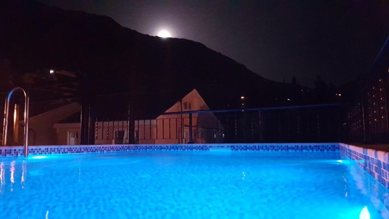 Sunshine Apartment With Private Pool And Parking Котор Екстериор снимка