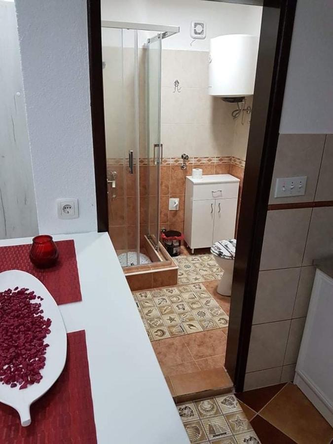 Sunshine Apartment With Private Pool And Parking Котор Екстериор снимка